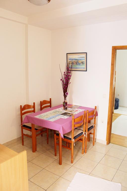 Apartments Petric Makarska Eksteriør billede