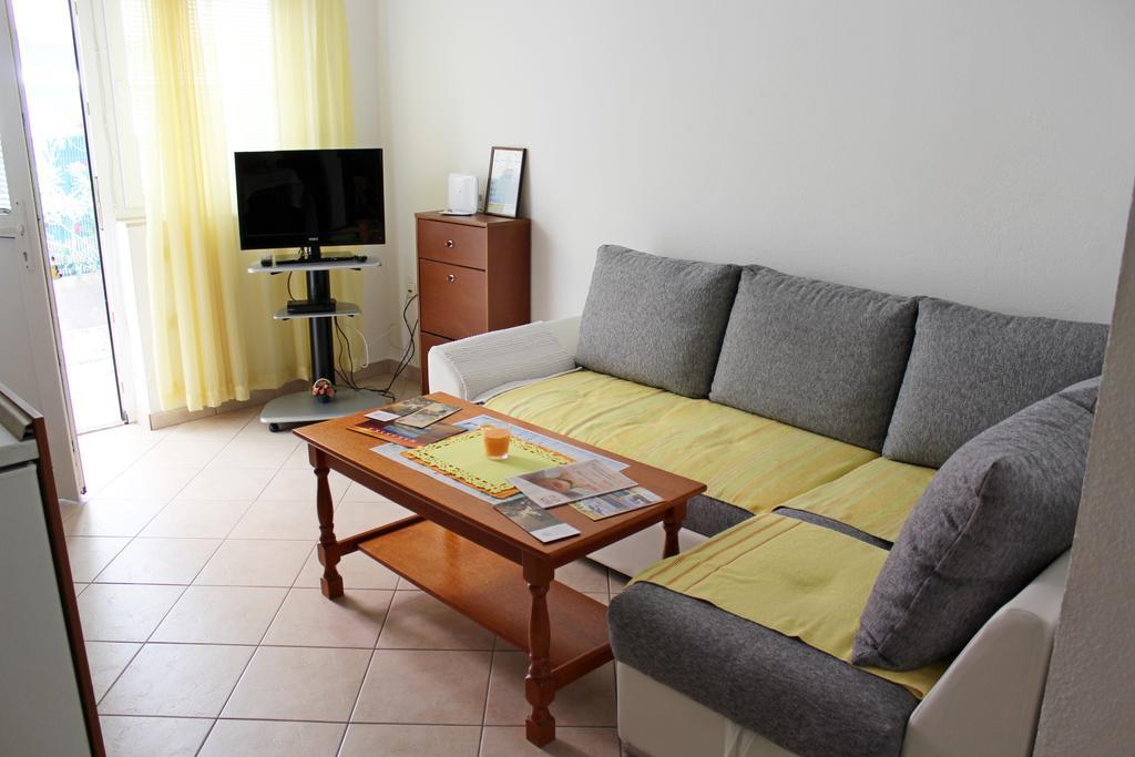 Apartments Petric Makarska Eksteriør billede