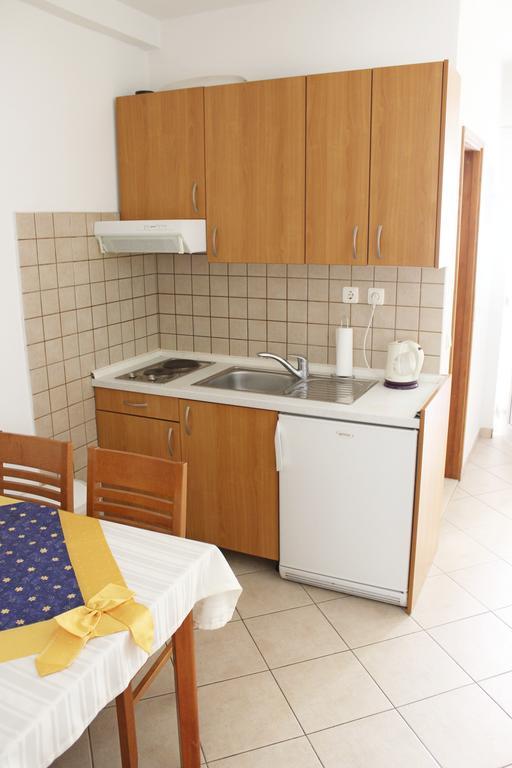 Apartments Petric Makarska Eksteriør billede