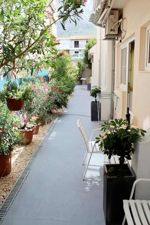 Apartments Petric Makarska Eksteriør billede