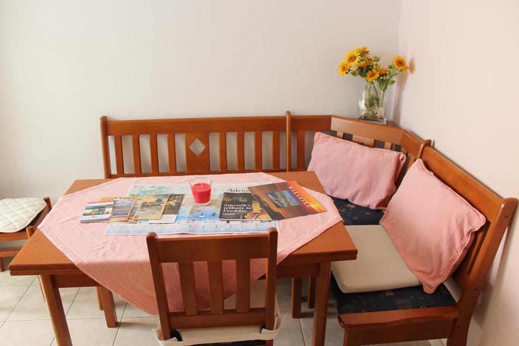 Apartments Petric Makarska Eksteriør billede